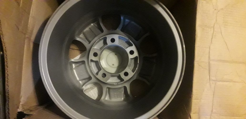 Диски r16 5x150 на сотый крузак