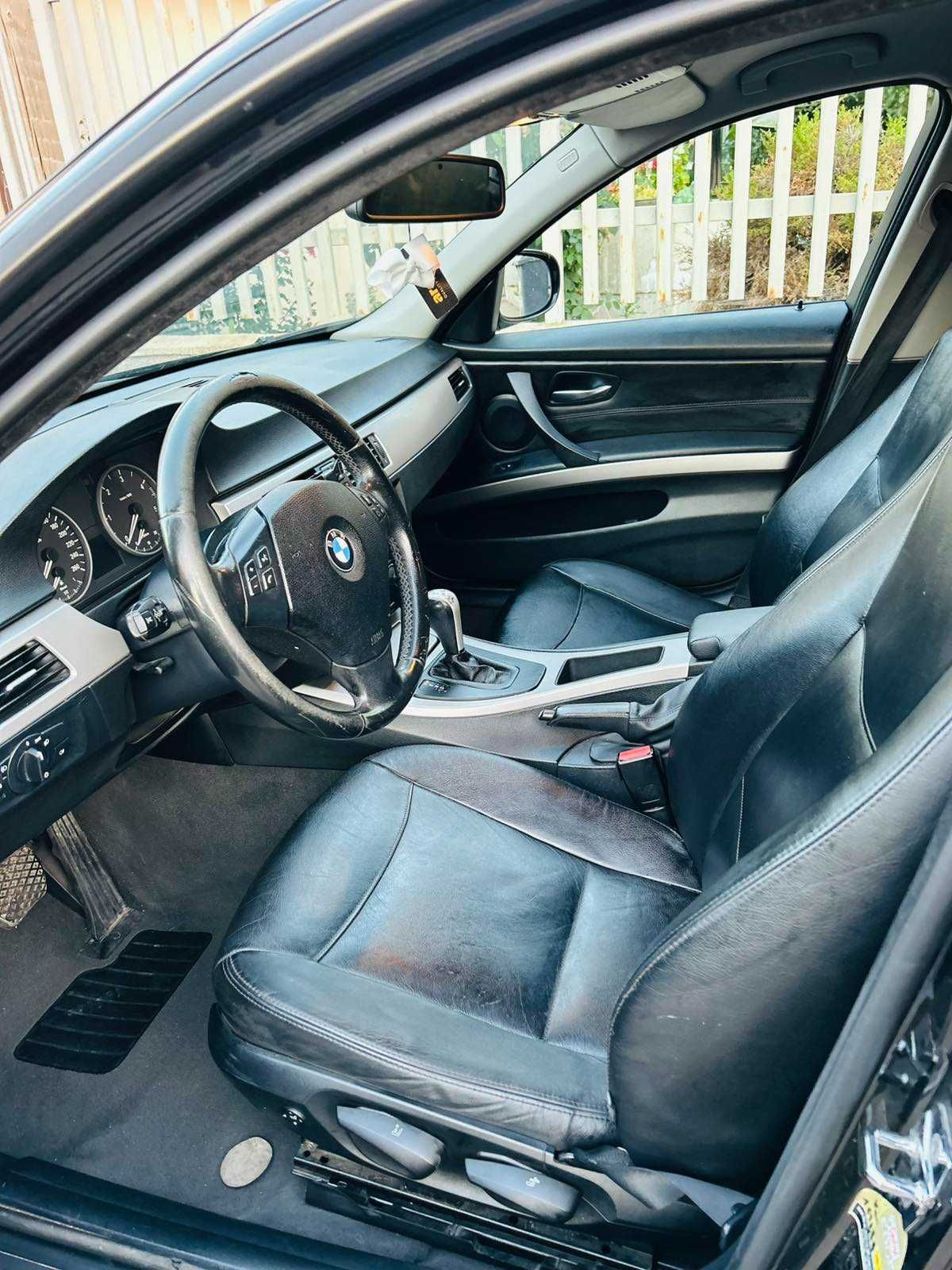автомобил bmw 320