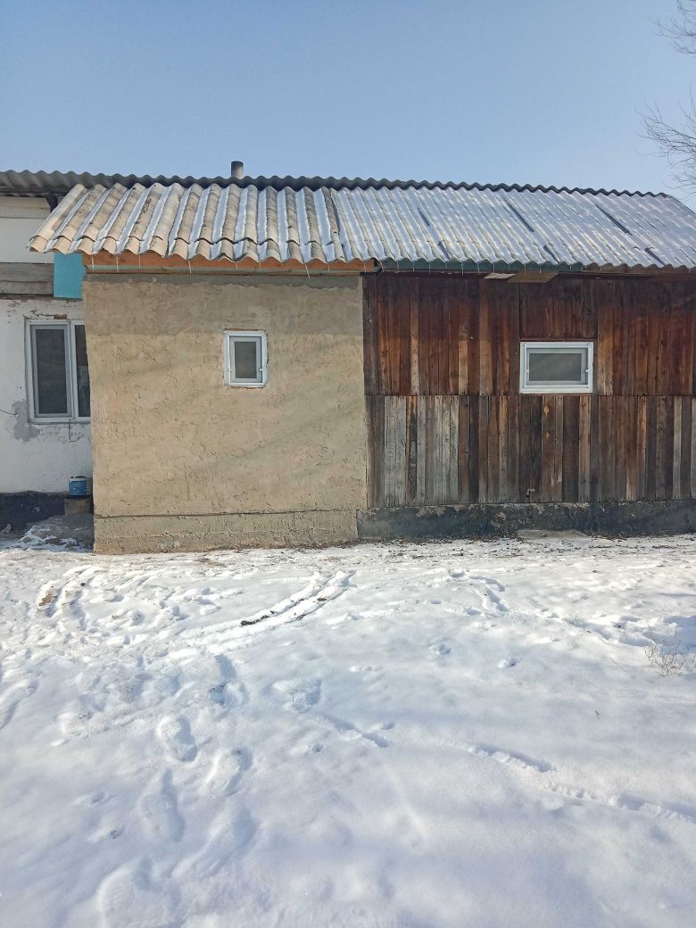 Дом всё есть можете посмотреть