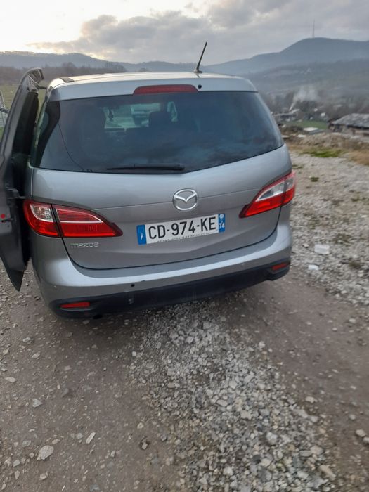 Vand mazda 5 1.6 2012 euro5 mai mute detala la tel