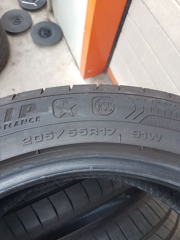 Летни гуми 4 броя GOODYEAR Eficient Grip 205 55 R17 дот 0917