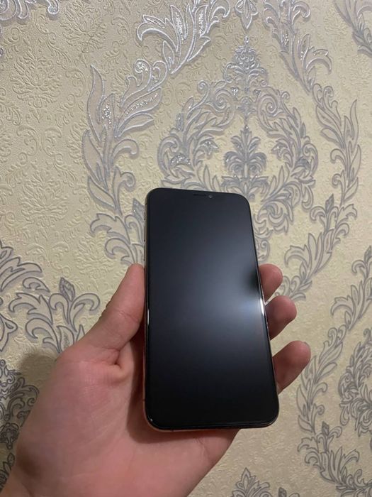 Iphone XS с гарантие