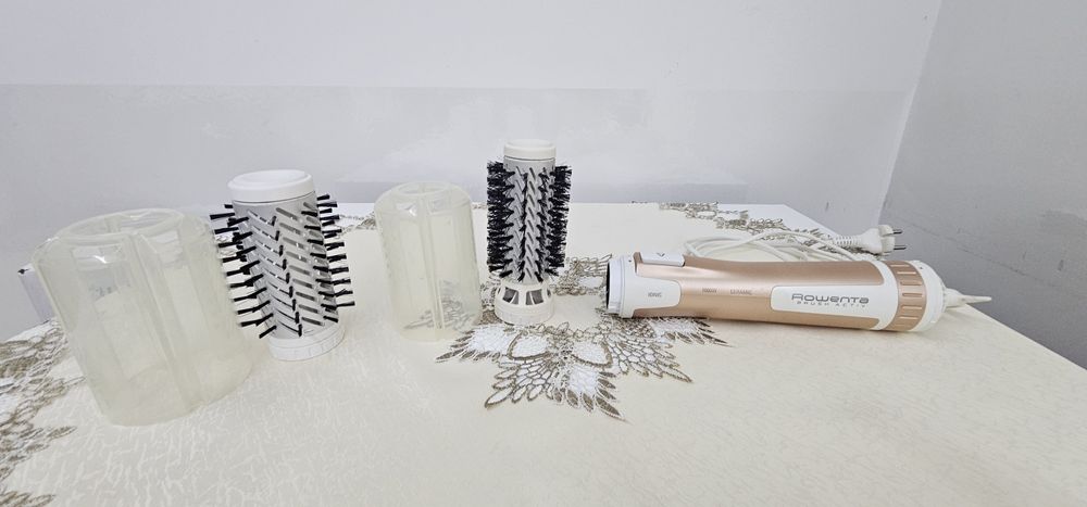 Perie par rotativa Rowenta CF9520