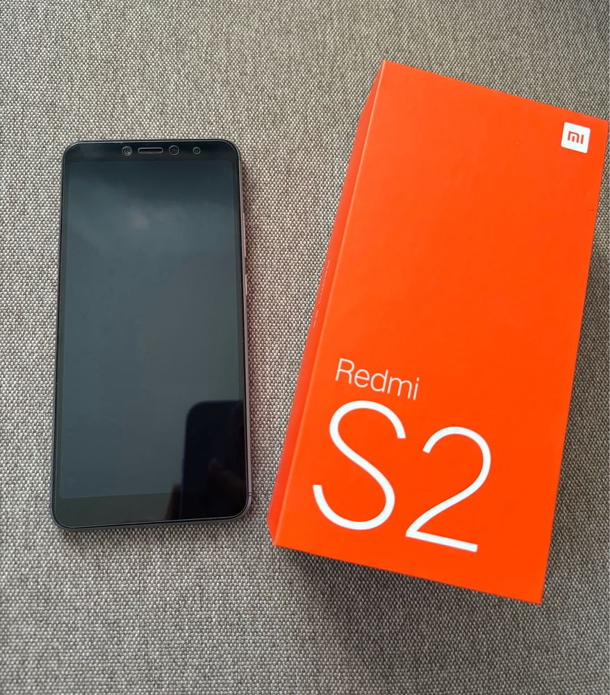 Смартфон Xiaomi Redmi S2