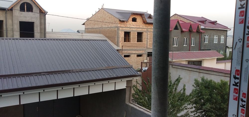 Bektemirda uy sotiladi lokatsiya zur joyda maktab bogʻcha  oldida joyl