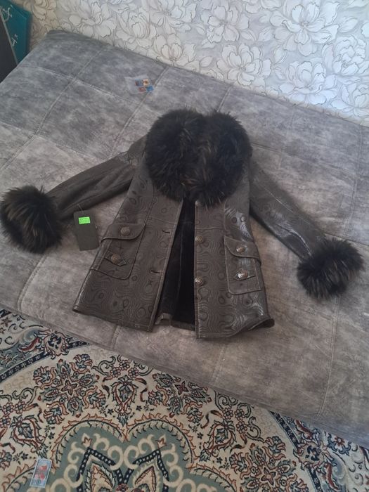 Кожаная дубленка