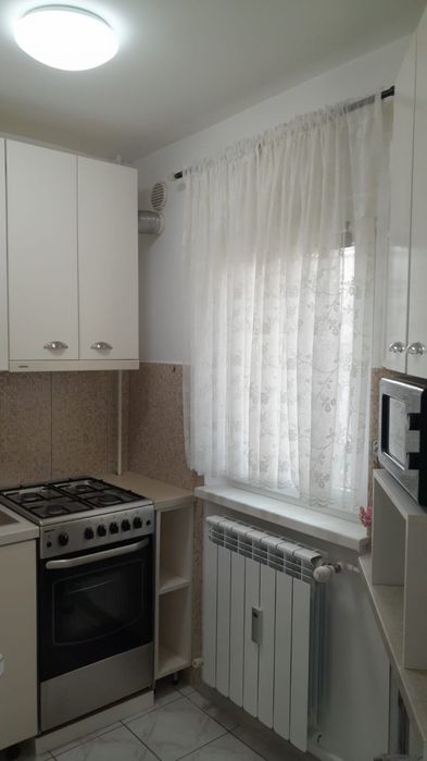 Se închiriază garsoniera