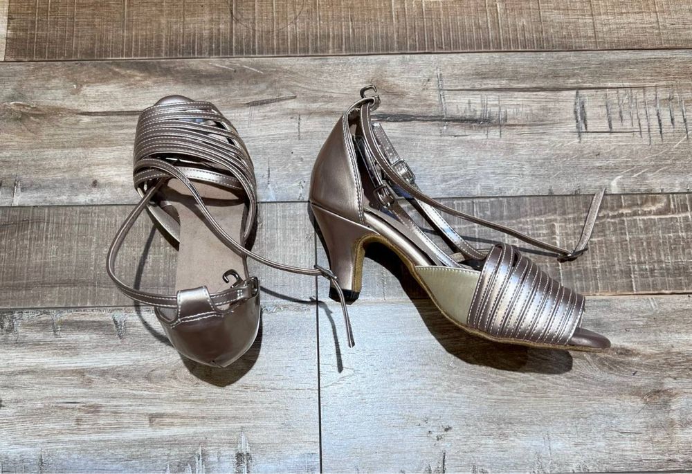 Танцевальные танго туфли, кожаные, удобные нарядные на мероприятия