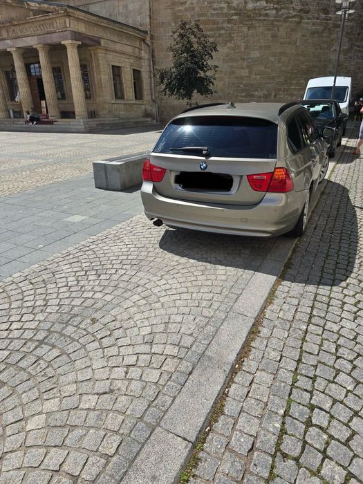 Autoturisme BMW.