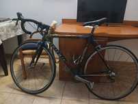 Vând bicicleta carbon