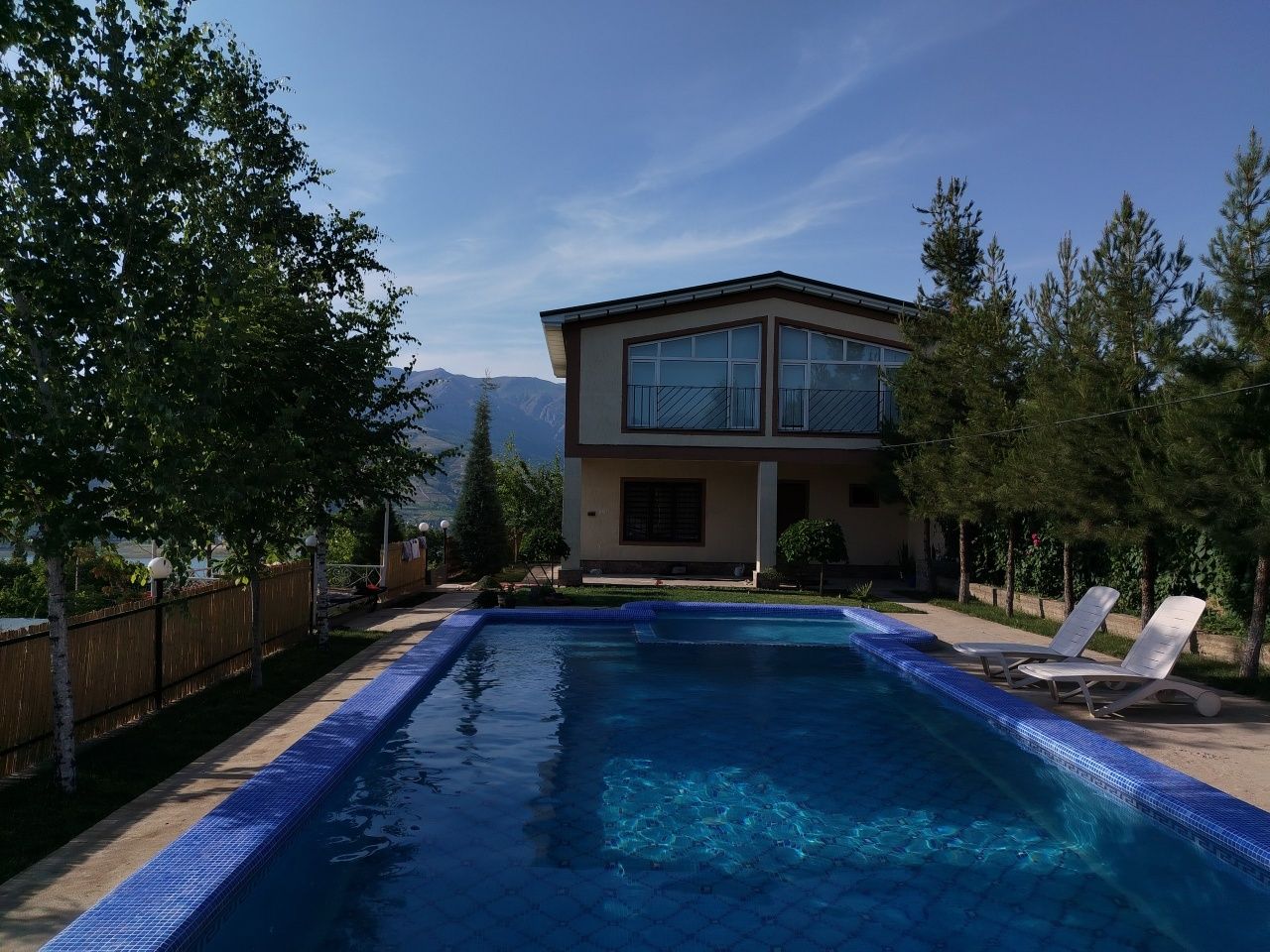 Dacha oila va ulfatlar uchun