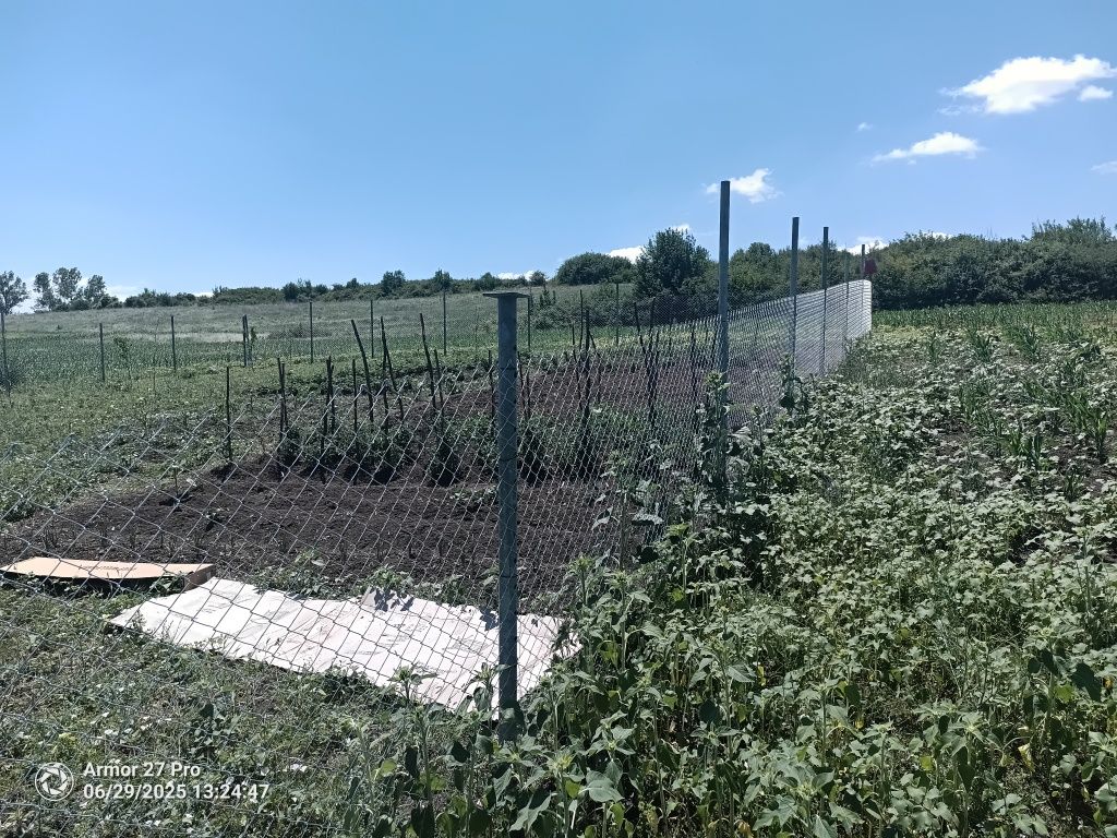 Продавам нива оградена в нови искър