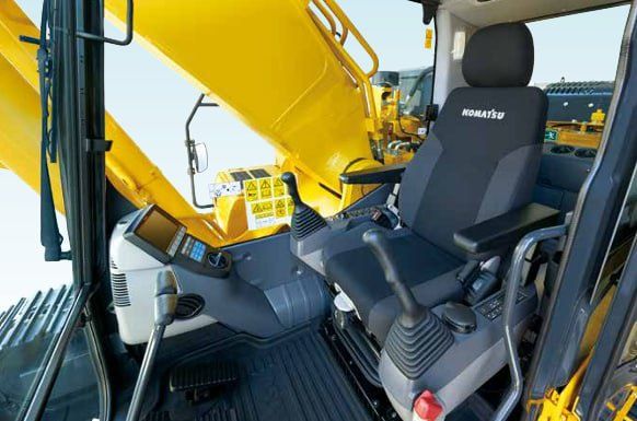 Экскаватор гусеничный KOMATSU PC500LC Наличии (Япония)