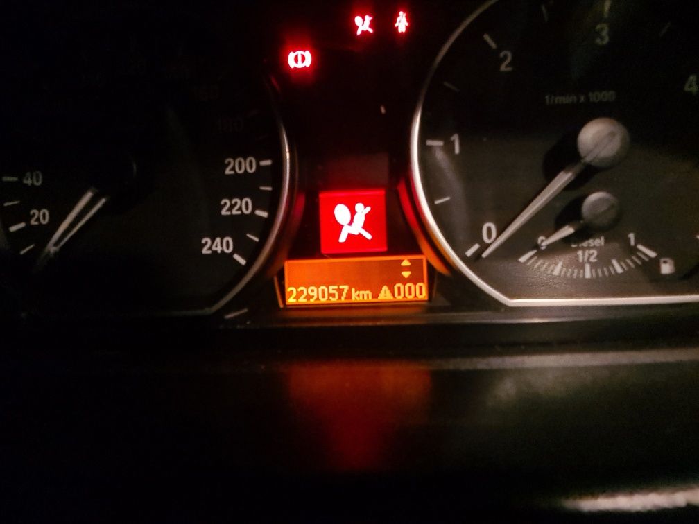 БМВ е87 На части