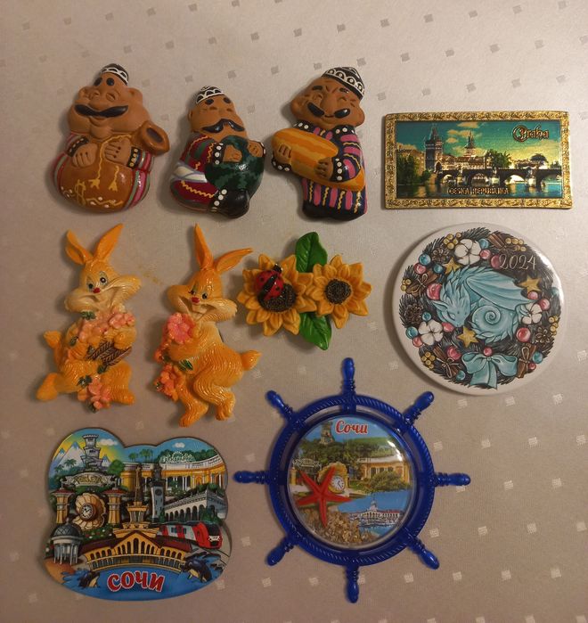 Продам фигурки-магнитики