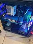 Pc ryzen 5 3600x rx 580 sapphire 8G  cu monitor si periferice complet