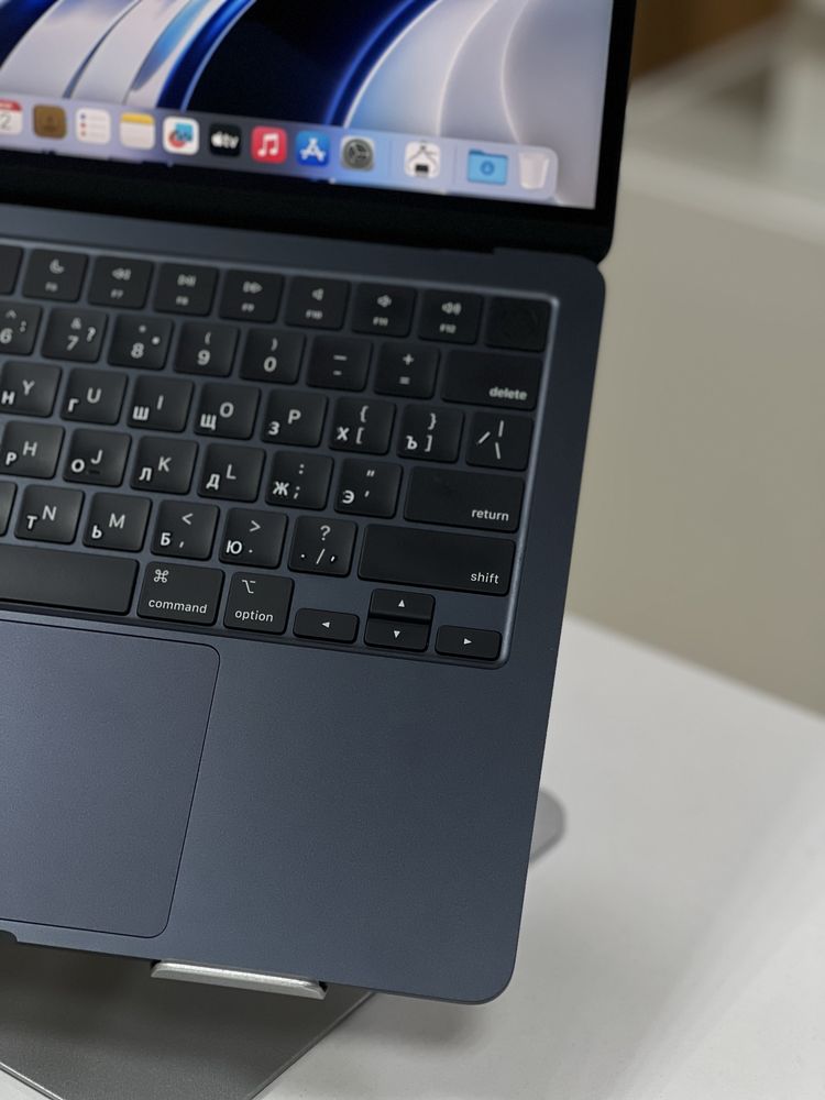 Apple MacBook Air 2022 | M2 | ОЗУ 8Gb | SSD 512Gb