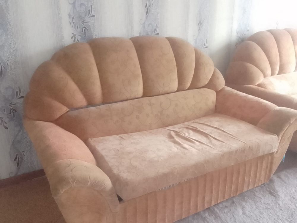 Продам 2 дивана