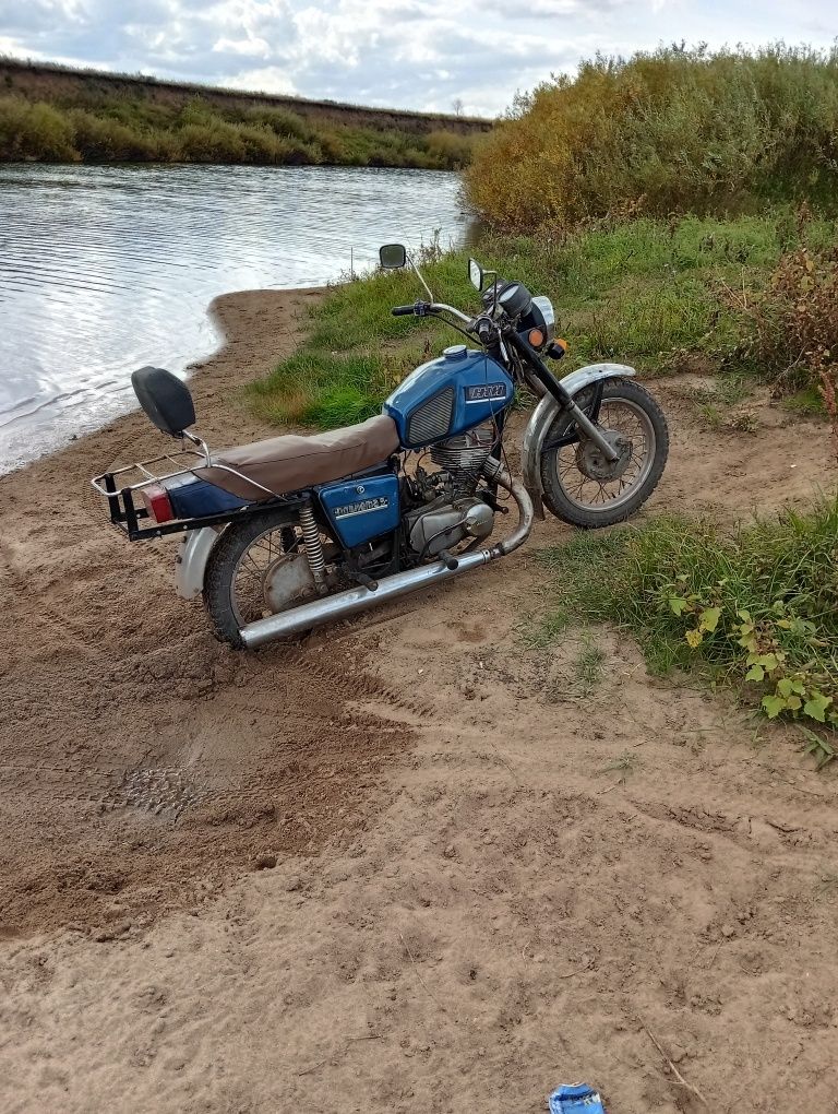 Продам Иж планету 5