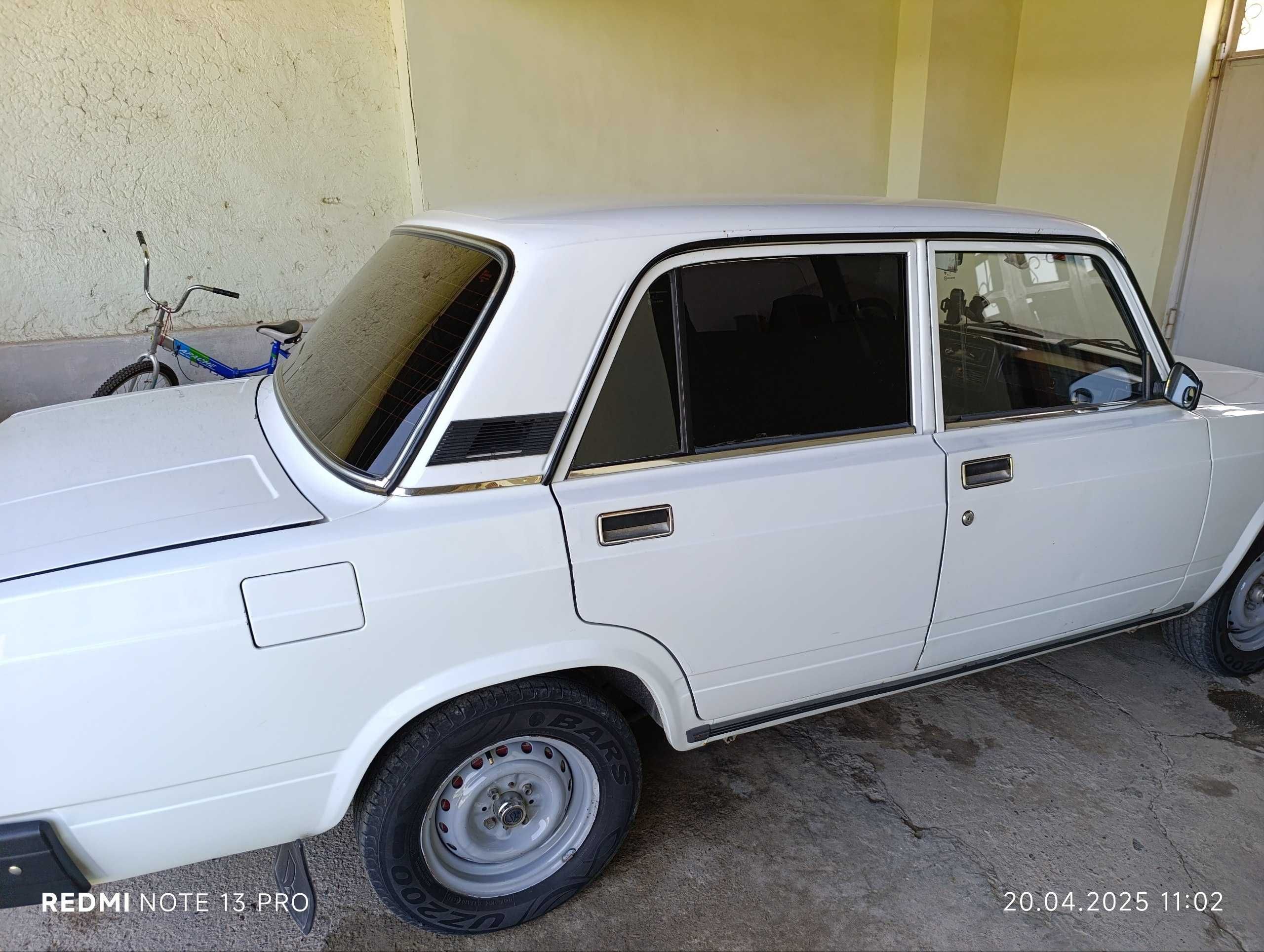 Vaz 2107 sotiladi