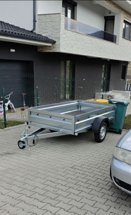 Vand remorca NOUA,inmatriculata,750kg,cu garantie,sasiu mare,singur ax