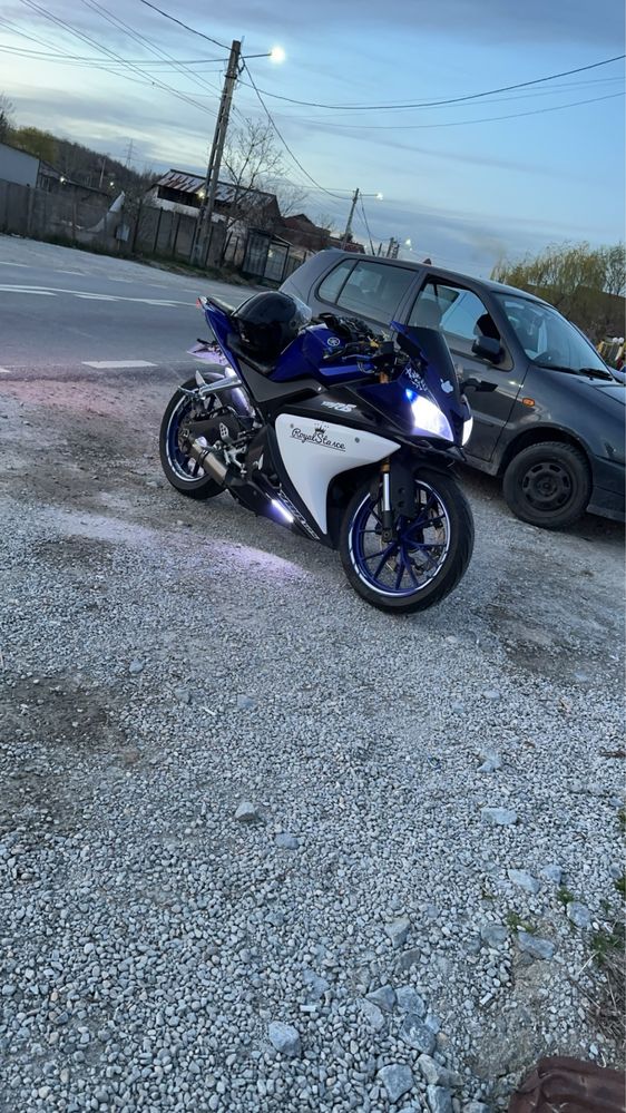 Yamaha Yzf r125 A1