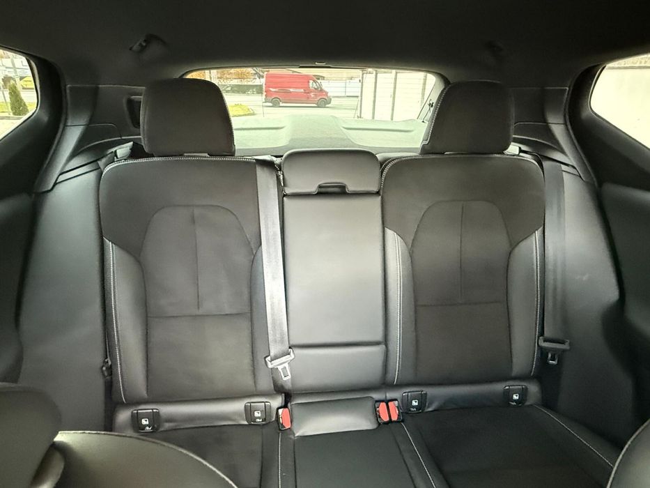 VOLVO XC40 R-Design Polestar