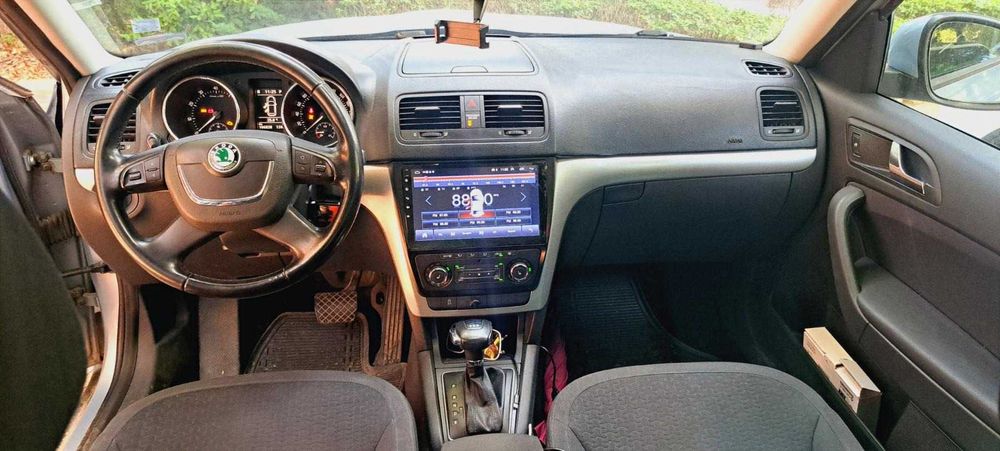 Skoda Yeti Limited Edition 1.2 TSI Automatic 107 000 км, реални