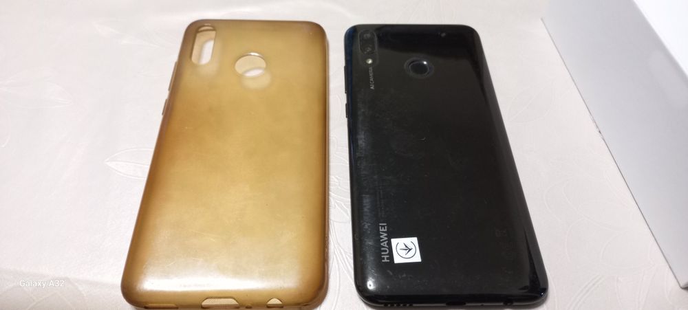 Лот смарт телефони