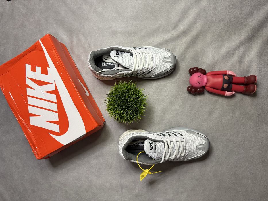 Кроссовки Nike Torch 4