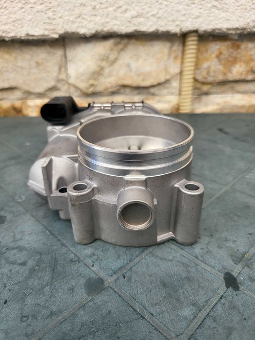 Дроселова клапа VEMO V10-81-0050