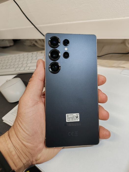 Samsung S 25 Ultra titanium black 256 GB ca Nou cod unic 1029 FULL BOX