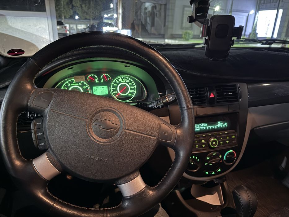 Chevrolet gentra  2024