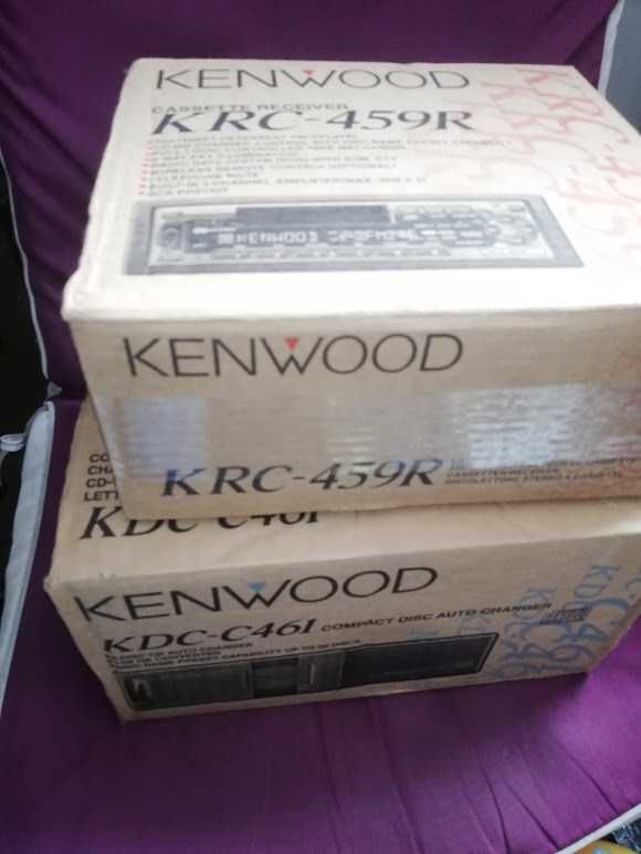 Vand radiocasetofon auto Kenwood KRC 459R,magazie KDC C461