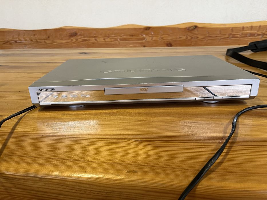 Продавам DVD Grundig