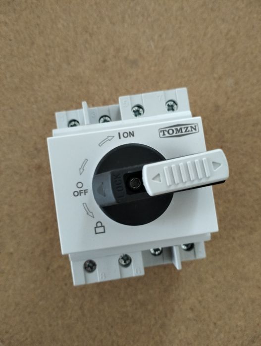 Izolator Separator DC 1200V 32A panouri solare fotovoltaice