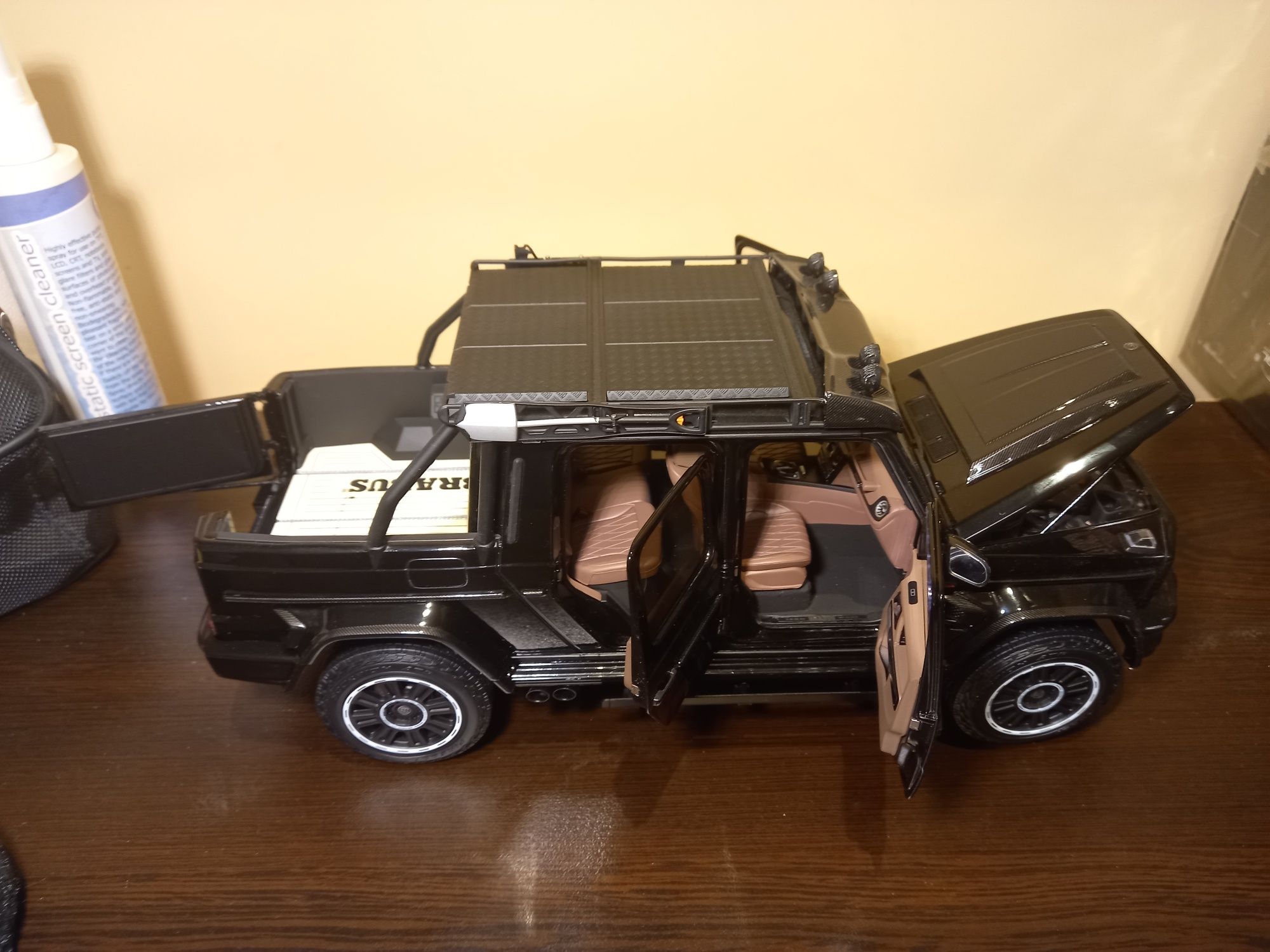 Brabus G 800 Adventure XLP 1:18 Almost Real