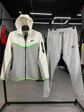 Trening Nike Tech Fleece