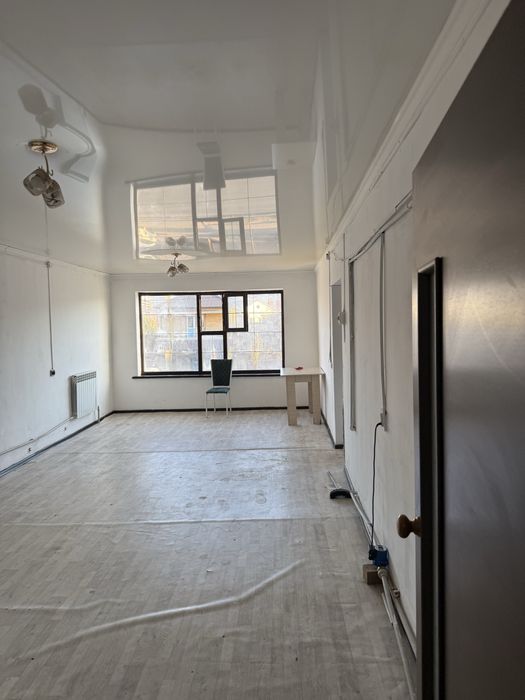 Сдам под офис помещения с отдельным входом. на проезжай часть.