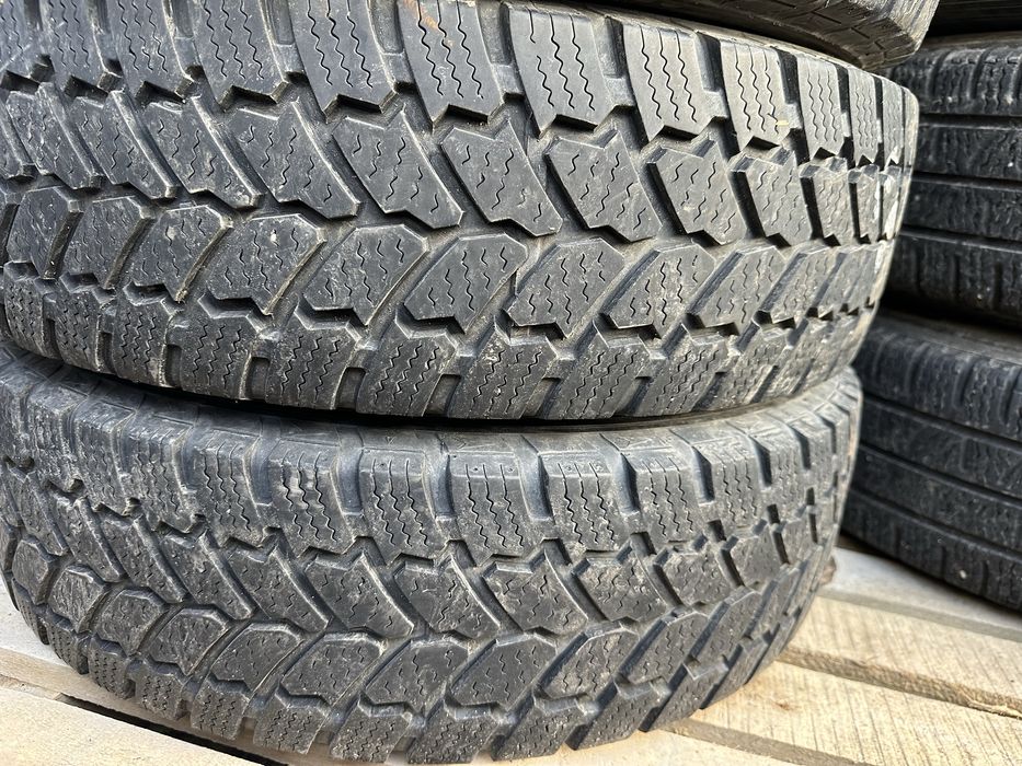 4бр зимни гуми Petlas 205/75/16c ПЕРФЕКТНИ