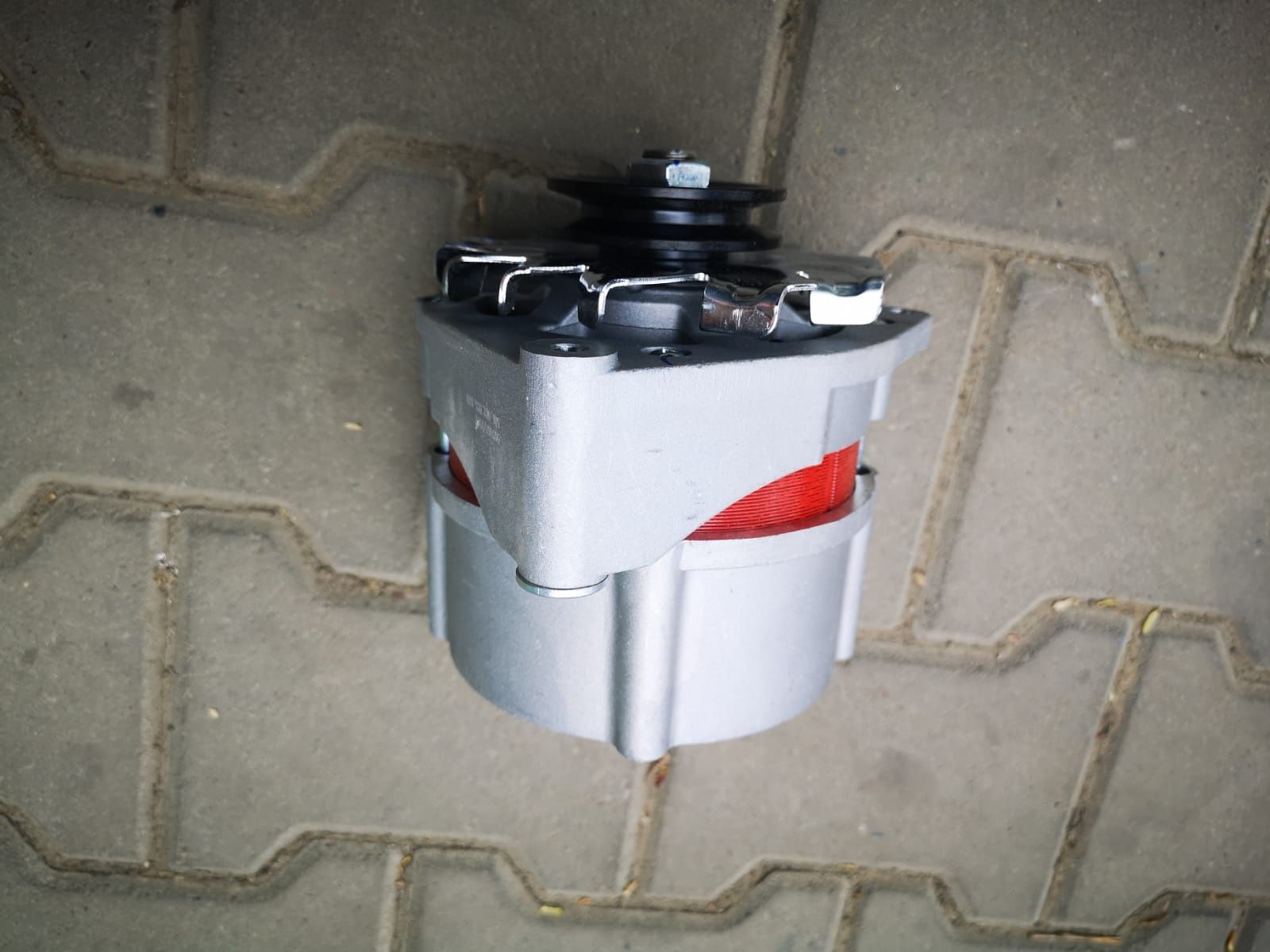 Alternator tractor fiat 312 315 fiat 411. 415 pe 24 v conversie de la