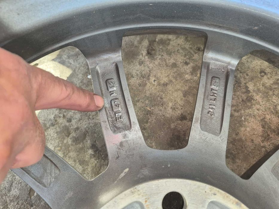 Гуми с джанти - 225/45 R17