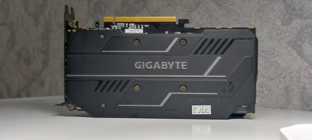 Видеокарта Amd Rx 5500 Xt