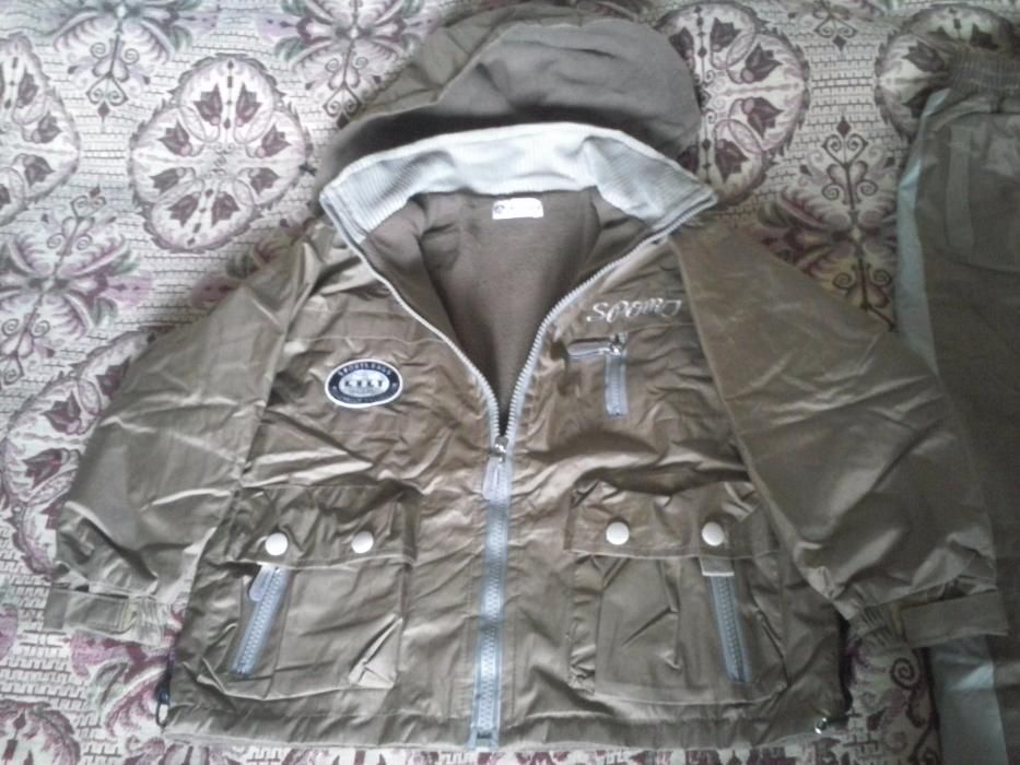 Нов спортен комплект с подплата и качулка