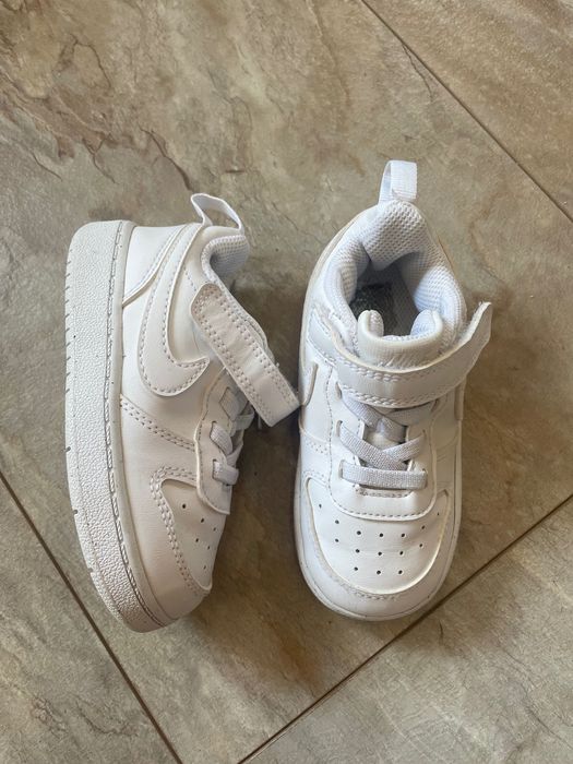 Nike court borough 23.5