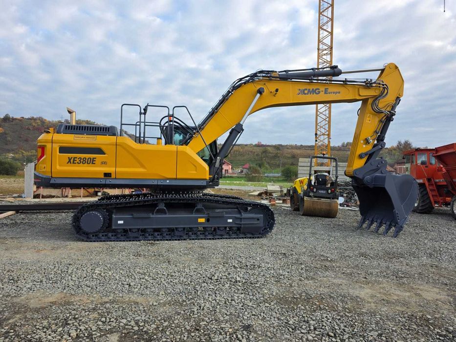 Excavator pe senile XCMG XE380E, 40t , cupa 2,2 mc ( Nou - Stoc )