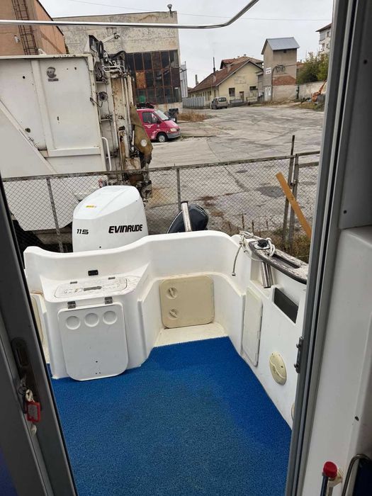 Лодка Fiskars 5000