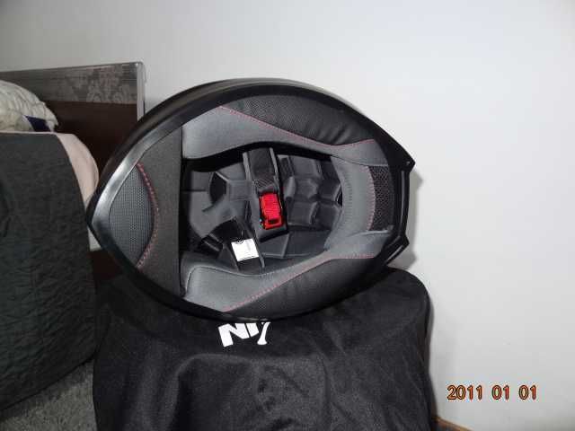 vand casca scuter noua