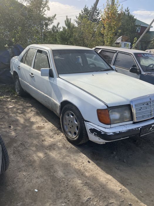 Продам мерседес 124