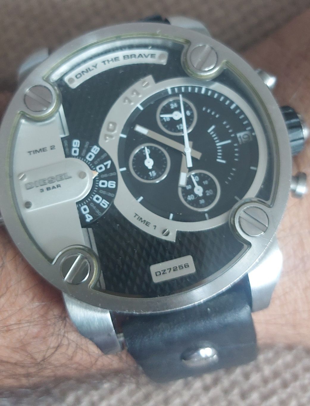 Часовник Diesel оригинален